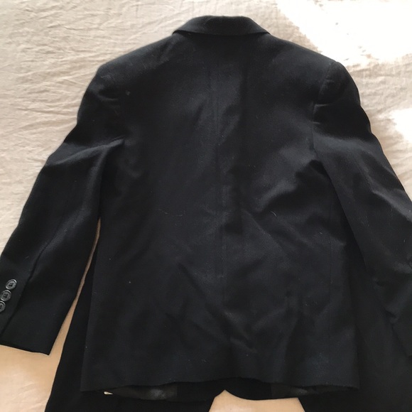 Boys Black Calvin Klein suit. - Picture 4 of 9